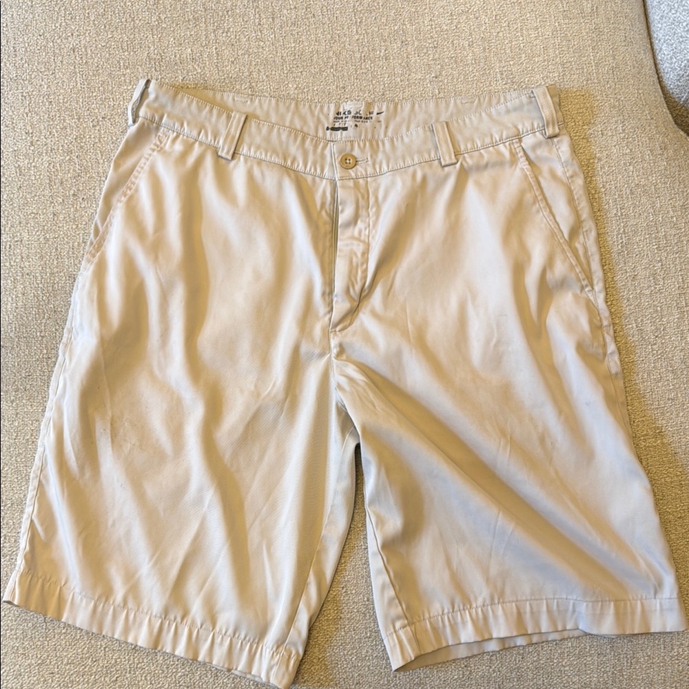 Mens Nike Golf Shorts 32”